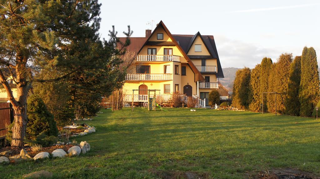 Osrodek Wypoczynkowy Trzy Korony Hotel Frydman Екстериор снимка